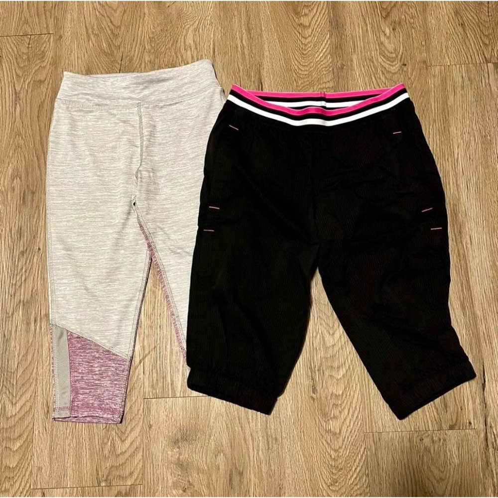 Pro Player and SO Girls Active Capri Pants